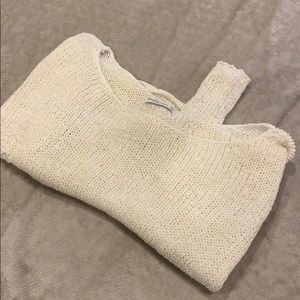 ❤️ Abercrombie distressed sweater